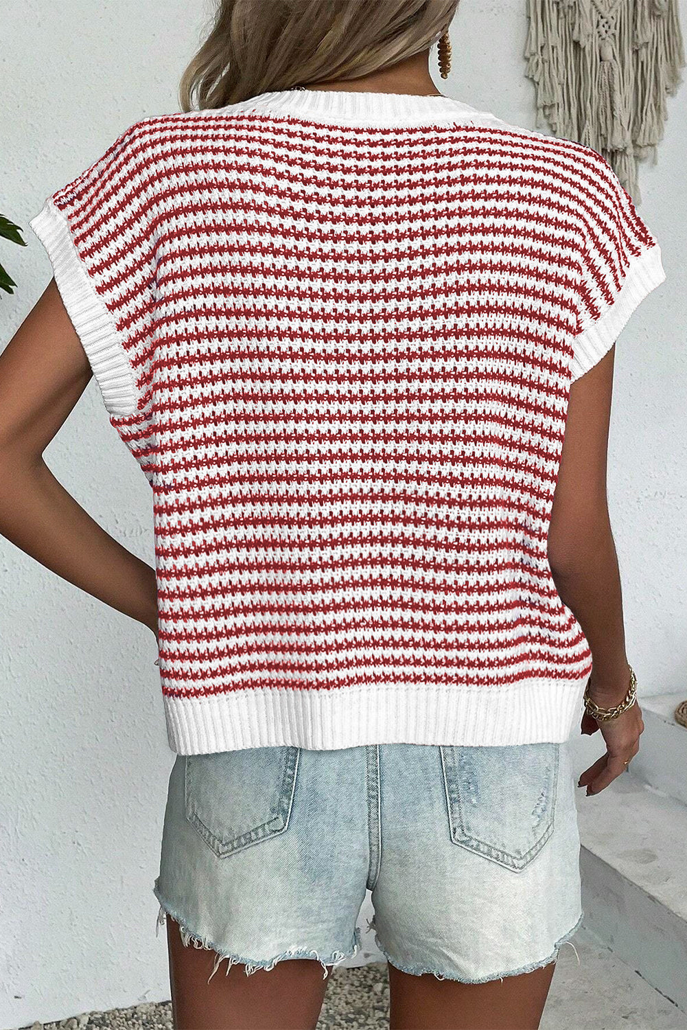 Red Stripe Ribbed Trim Loose Fit Knitted Sweater Vest