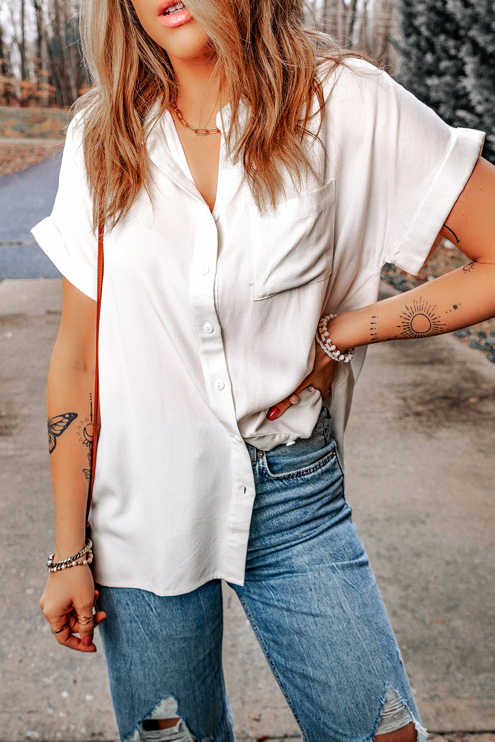 White Chest Pocket Buttoned Rolled Short Sleeve Shirt